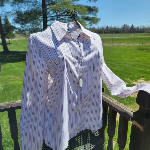 Evan Picone pinstripe button-up blouse, size 12 quickcare, EUC - Picture 5 of 7